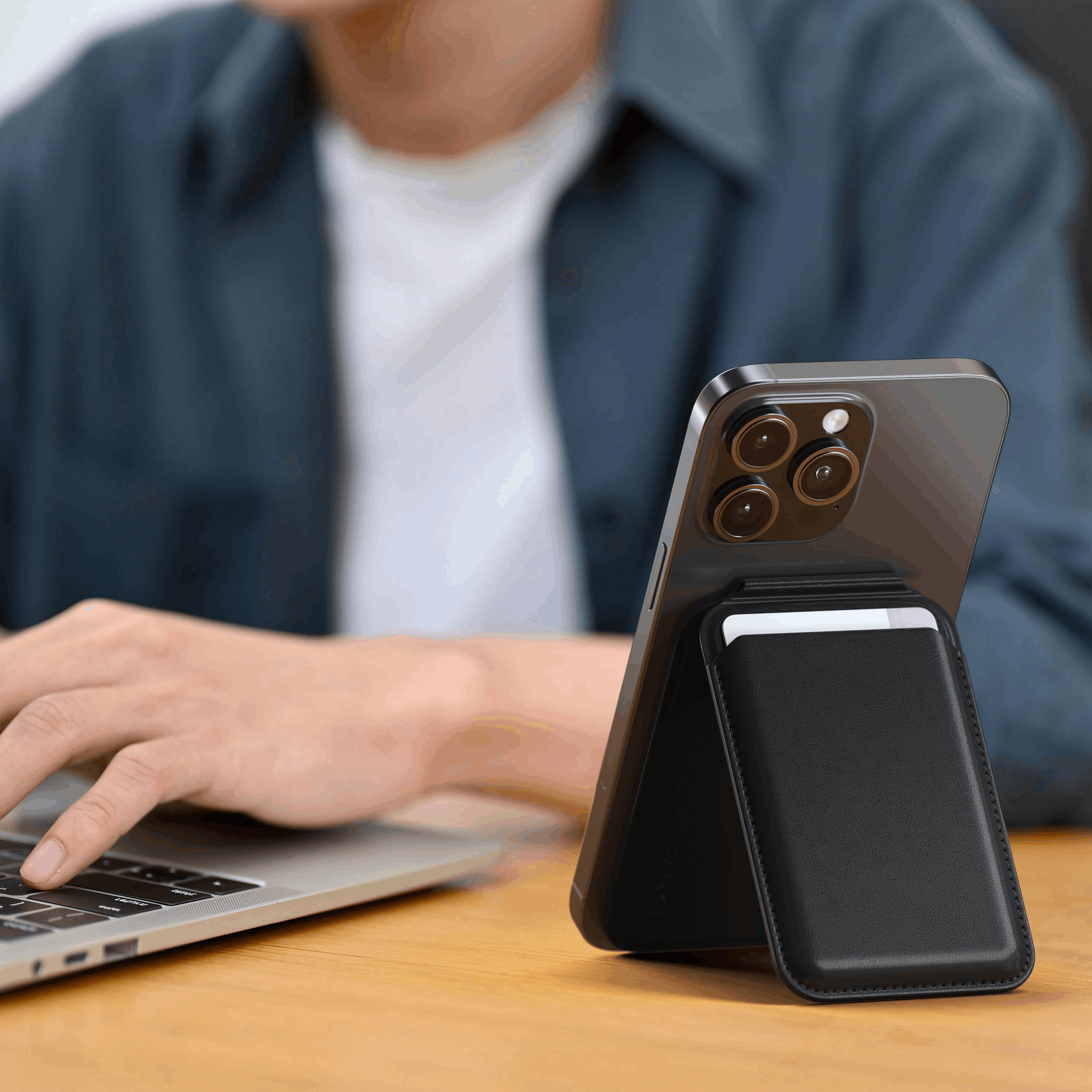 Vegan-Leather Magnetic Wallet Stand - Image 7